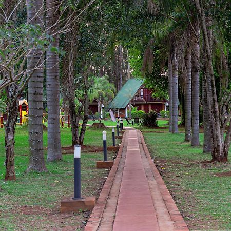 Cabanas El Refugio Del Mensu Пуэрто-Игуасу Экстерьер фото